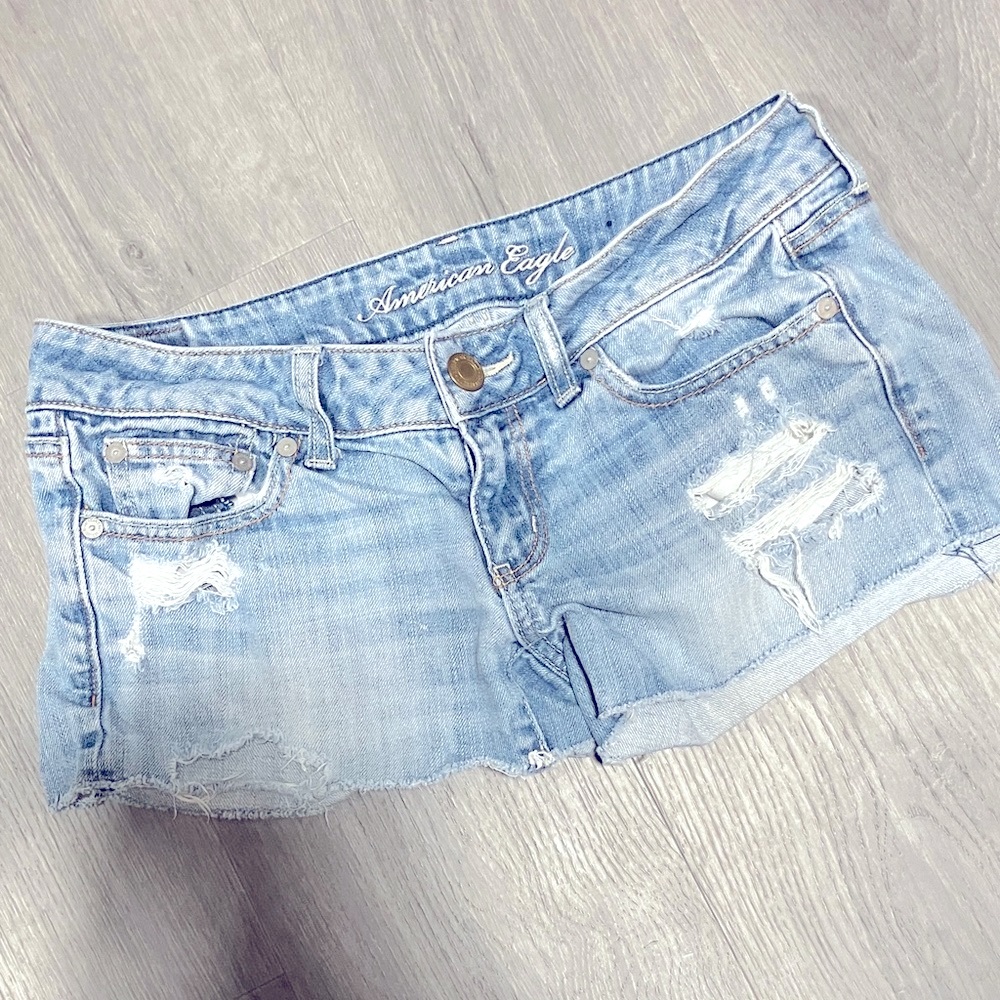 American Eagle Outfitters Women's Ripped Jean Shorts - Light Blue